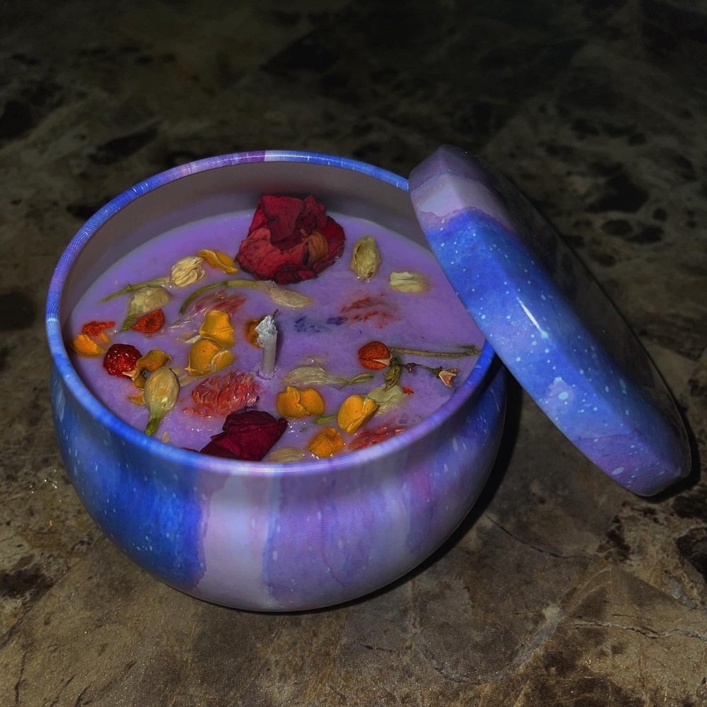 Lavender scented candle